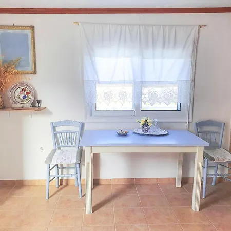 Esperos דירה